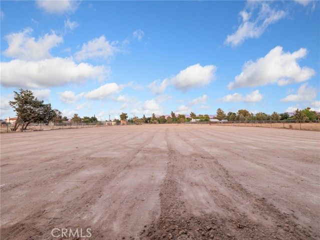 9383 11th Avenue, Hesperia, CA 92345