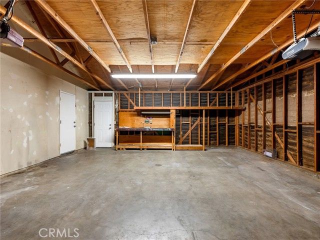 9383 11th Avenue, Hesperia, CA 92345