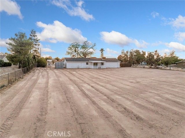 9383 11th Avenue, Hesperia, CA 92345