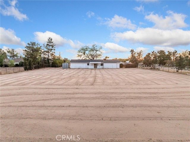 9383 11th Avenue, Hesperia, CA 92345