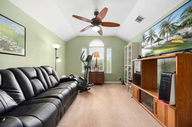 103 Little Lake RD, Hutto, TX 78634