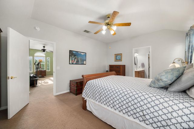 103 Little Lake RD, Hutto, TX 78634