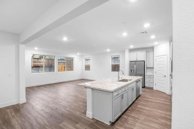 12665 Quantum Way, Rancho Cordova, CA 95742
