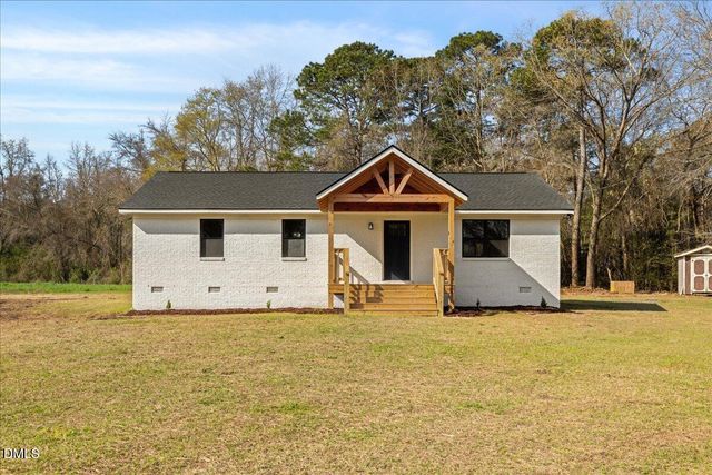 598 Bentonville Road, Four Oaks, NC 27524
