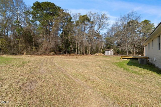 598 Bentonville Road, Four Oaks, NC 27524