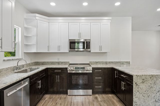 951 S Trade Days Boulevard, Canton, TX 75103