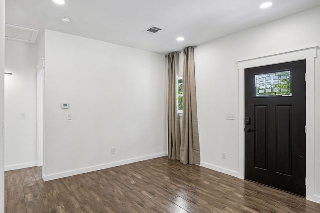 951 S Trade Days Boulevard, Canton, TX 75103