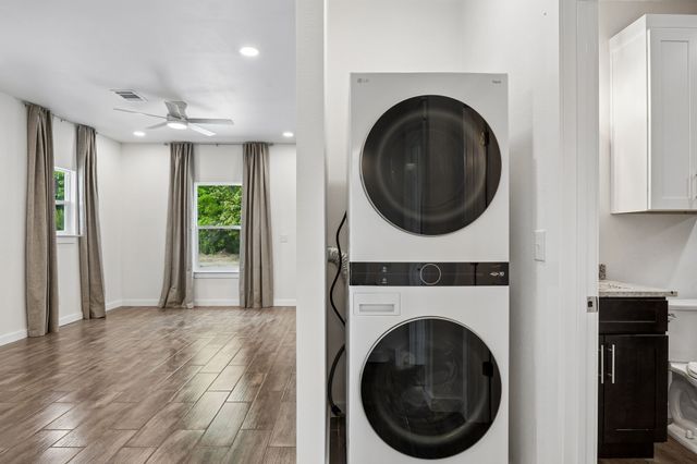 951 S Trade Days Boulevard, Canton, TX 75103