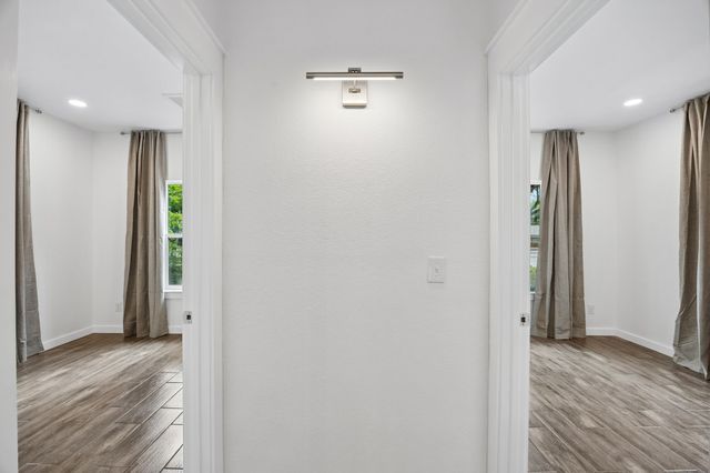 951 S Trade Days Boulevard, Canton, TX 75103