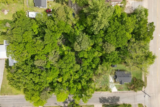 951 S Trade Days Boulevard, Canton, TX 75103