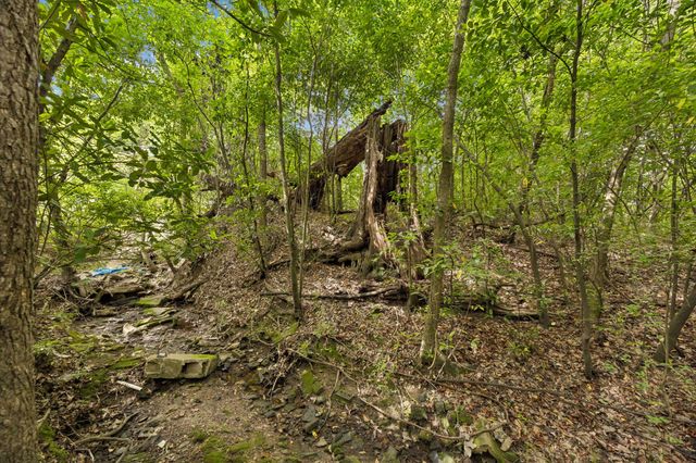 951 S Trade Days Boulevard, Canton, TX 75103