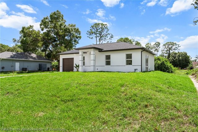 936 Anthony E, Lehigh Acres, FL 33974