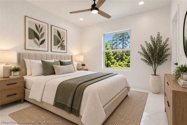 936 Anthony E, Lehigh Acres, FL 33974