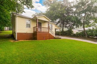 408 South 8th Avenue, Ozark, MO 65721