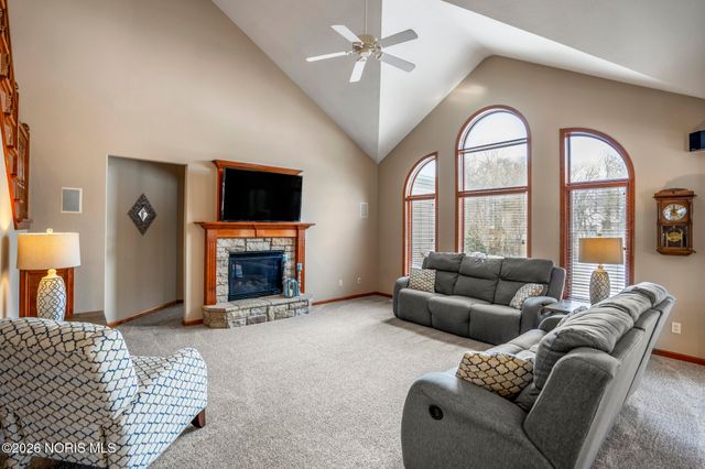 6517 E Saddle Bridge Drive, Whitehouse, OH 43571