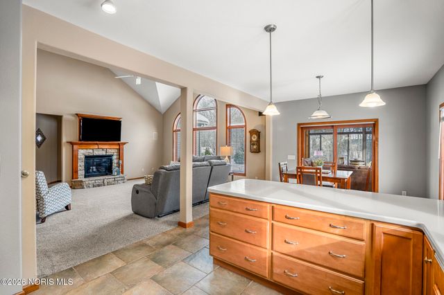 6517 E Saddle Bridge Drive, Whitehouse, OH 43571