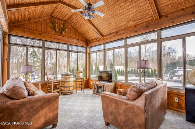 6517 E Saddle Bridge Drive, Whitehouse, OH 43571