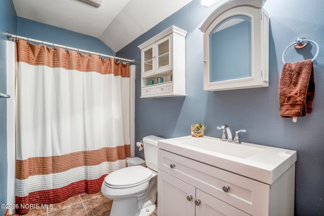 6517 E Saddle Bridge Drive, Whitehouse, OH 43571