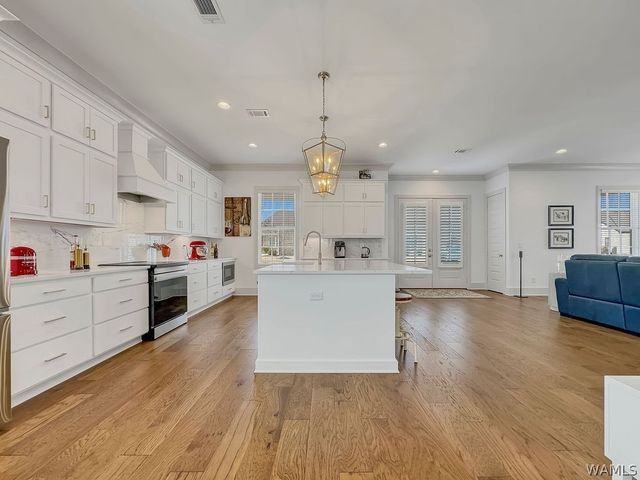 608 Lansdowne Ave, Tuscaloosa, AL 35406