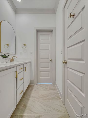 608 Lansdowne Ave, Tuscaloosa, AL 35406