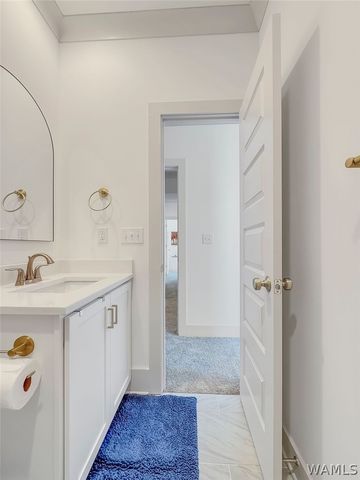 608 Lansdowne Ave, Tuscaloosa, AL 35406