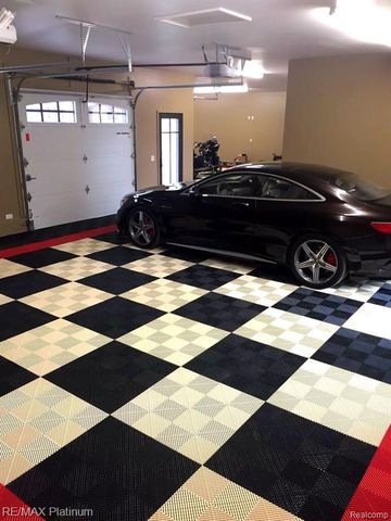 1286 Gray Fox Court, Howell, MI 48843