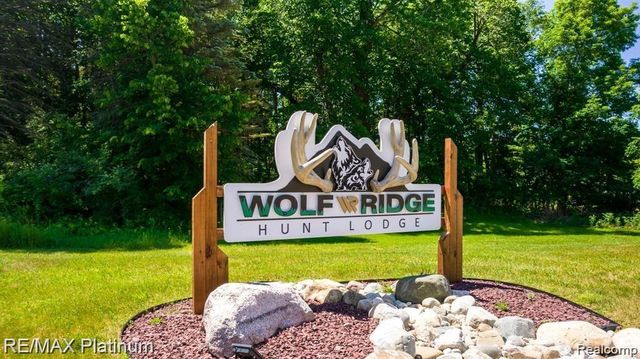 1286 Gray Fox Court, Howell, MI 48843