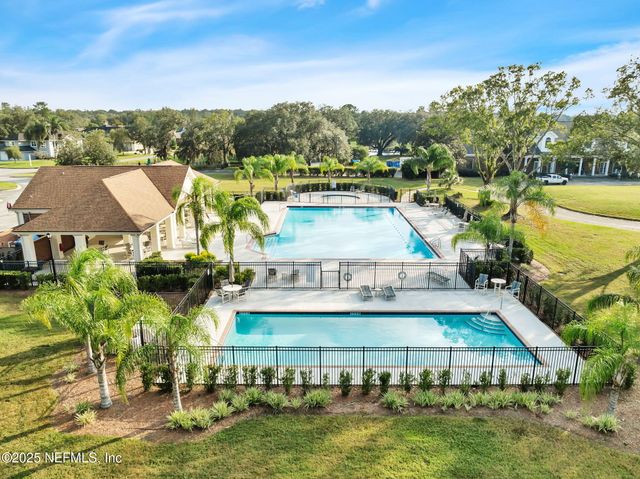 526 OAKMONT Drive, Orange Park, FL 32073