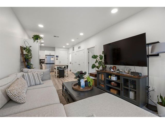 2851 W 52nd Ave 307, Denver, CO 80221