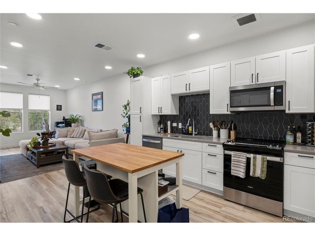 2851 W 52nd Ave 307, Denver, CO 80221