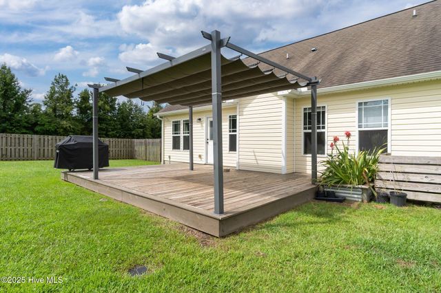 100 Kodiak Court, Jacksonville, NC 28540