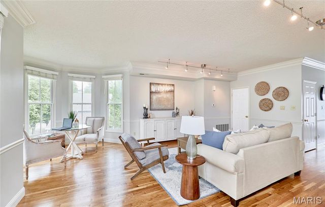 3432 Civic Green Drive, St Charles, MO 63301