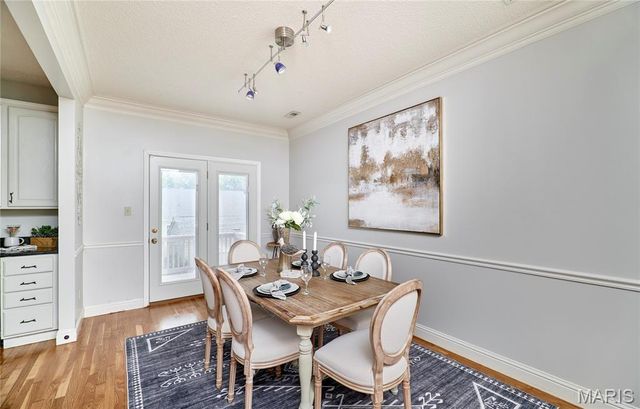 3432 Civic Green Drive, St Charles, MO 63301