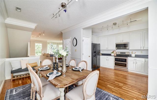 3432 Civic Green Drive, St Charles, MO 63301