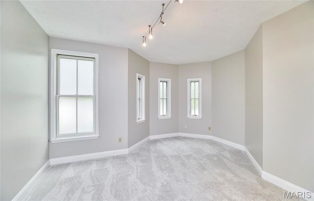 3432 Civic Green Drive, St Charles, MO 63301