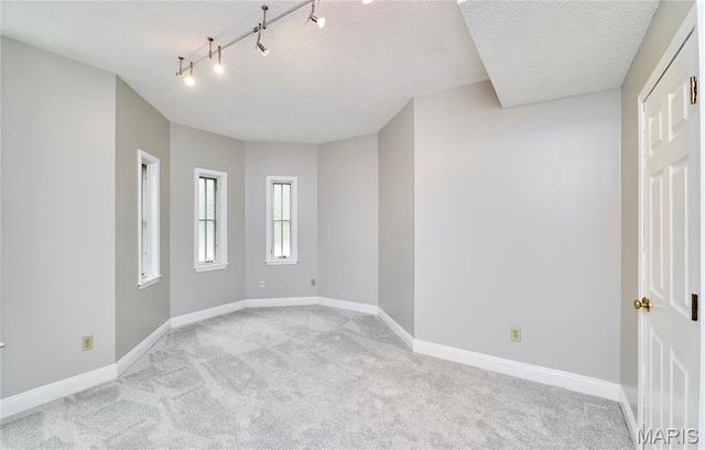 3432 Civic Green Drive, St Charles, MO 63301