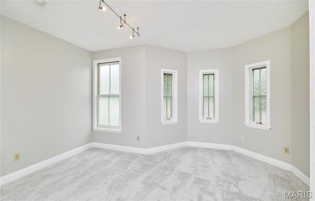 3432 Civic Green Drive, St Charles, MO 63301