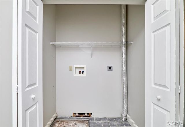 3432 Civic Green Drive, St Charles, MO 63301