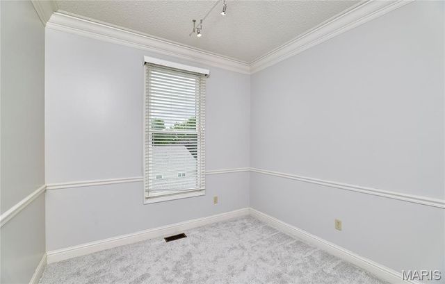 3432 Civic Green Drive, St Charles, MO 63301