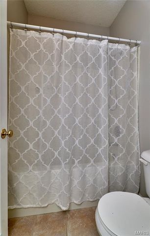 3432 Civic Green Drive, St Charles, MO 63301