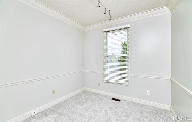 3432 Civic Green Drive, St Charles, MO 63301