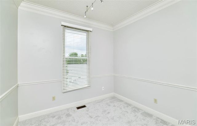 3432 Civic Green Drive, St Charles, MO 63301