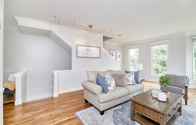 3432 Civic Green Drive, St Charles, MO 63301