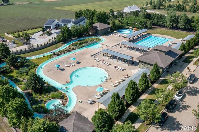 3432 Civic Green Drive, St Charles, MO 63301