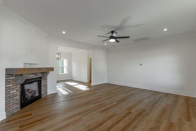 859 Live Oak Road, Ringgold, GA 30736