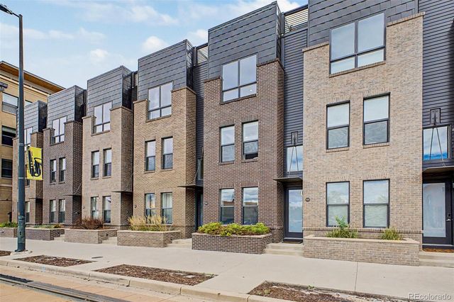 2440 Welton Street, Denver, CO 80205