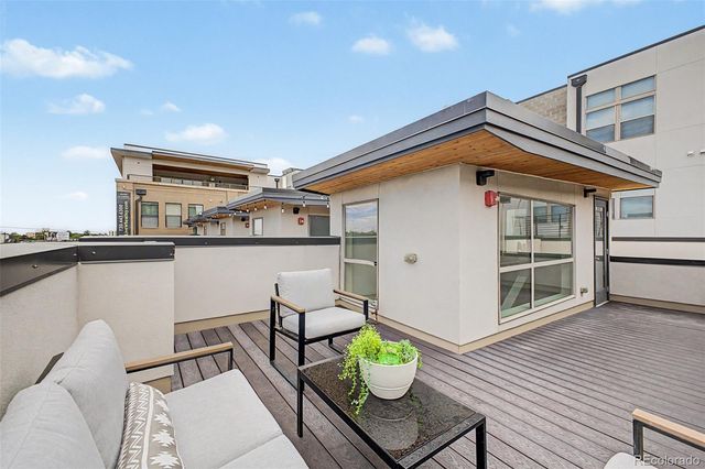 2440 Welton Street, Denver, CO 80205