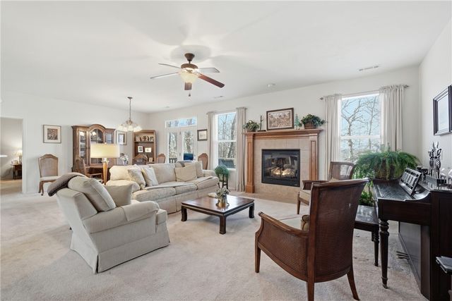 3 Cambria Place, Bella Vista, AR 72715