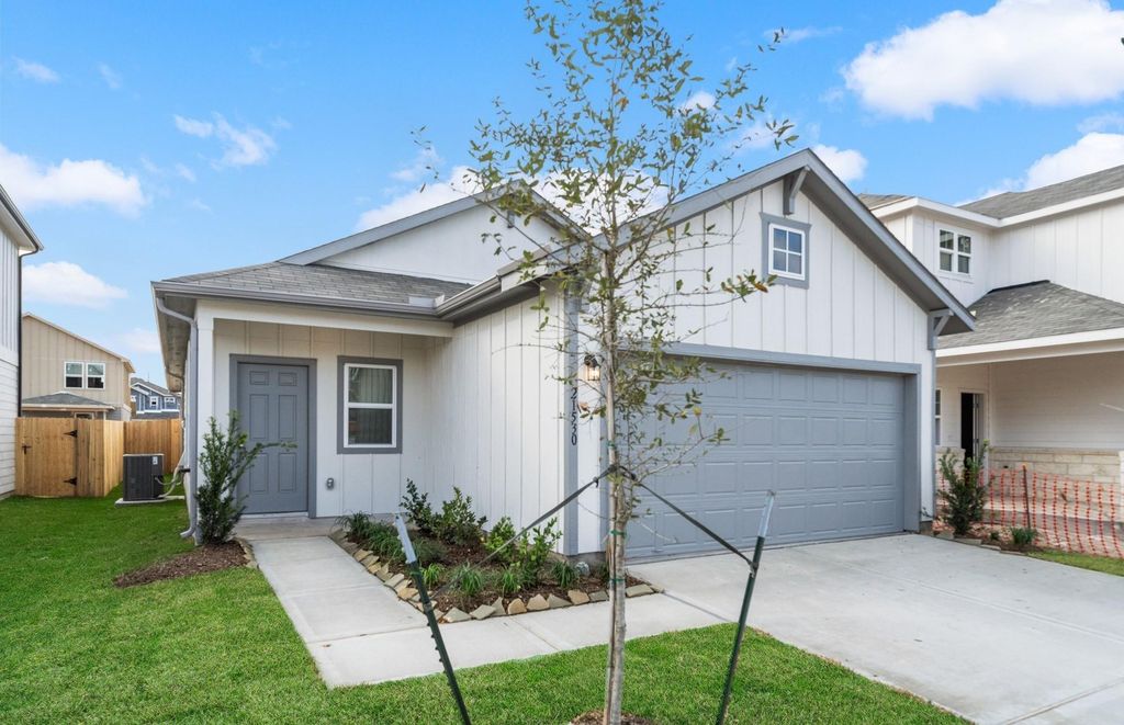 21618 Fox Gully Ln, Porter, TX 77365