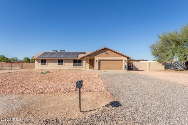 22038 W HILTON Avenue, Buckeye, AZ 85326